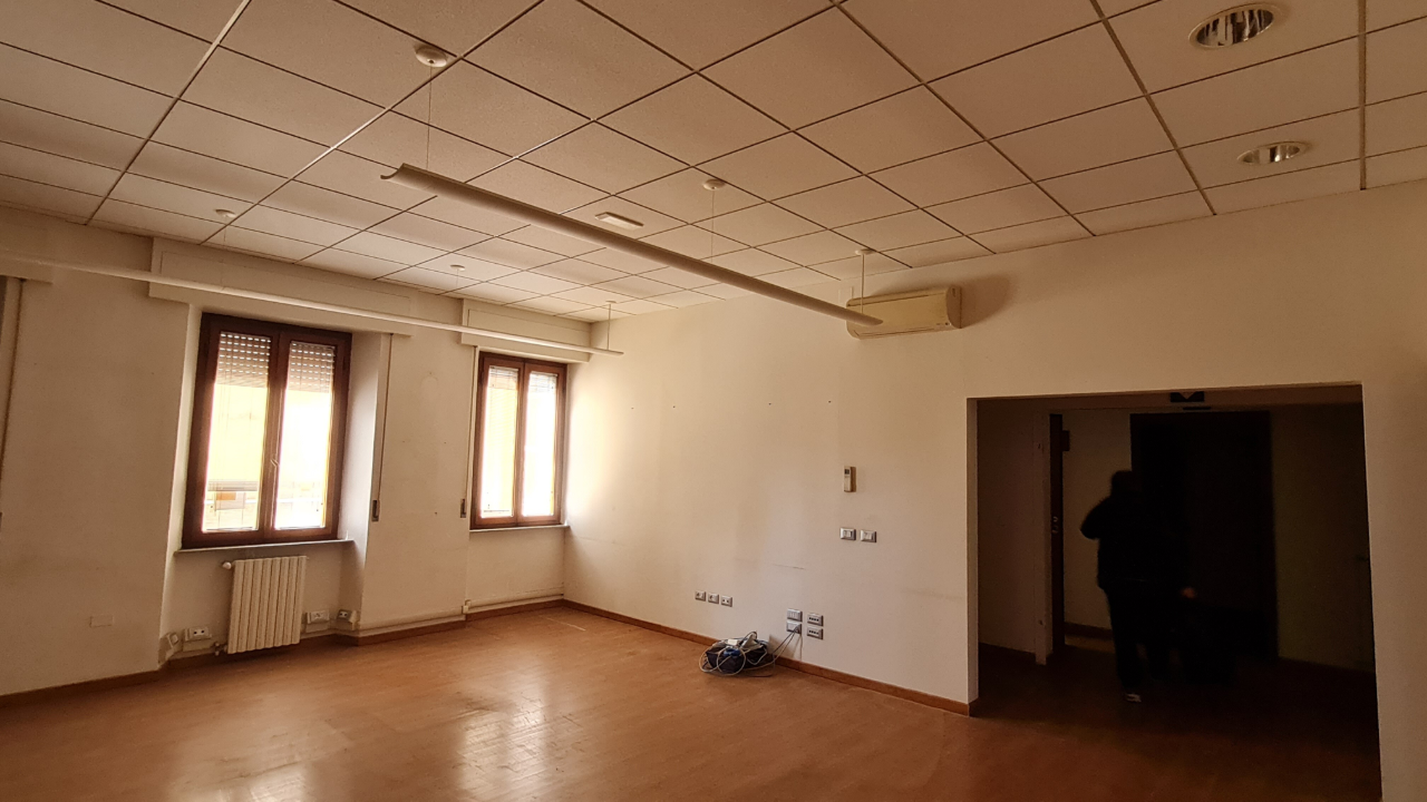 Edificio Direzionale - Image 24