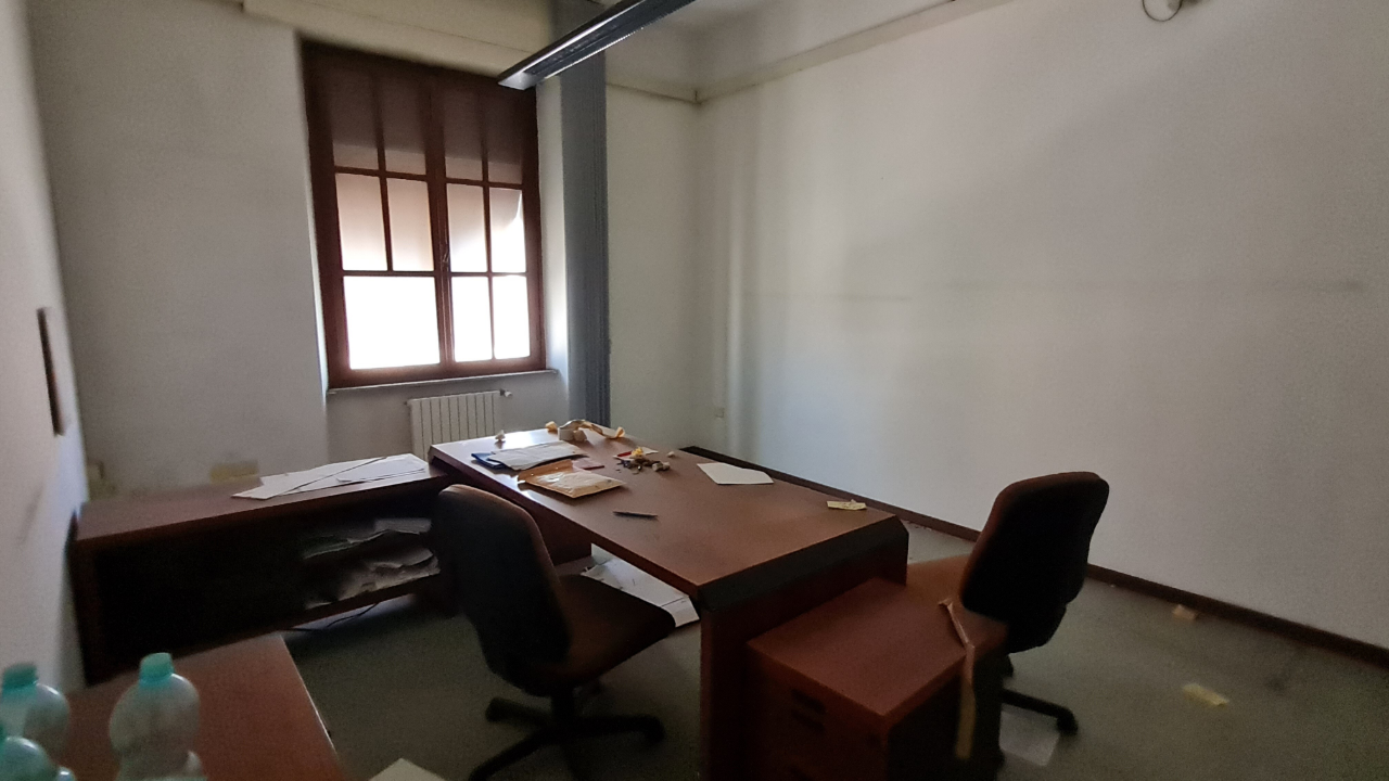 Edificio Direzionale - Image 26