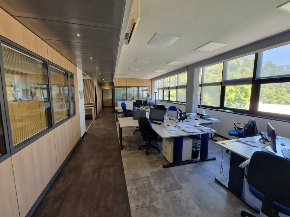 Edificio Direzionale - Image 12