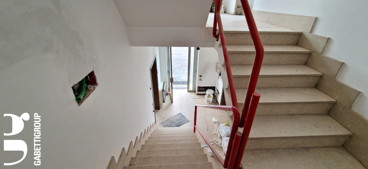 Edificio Direzionale - Image 11