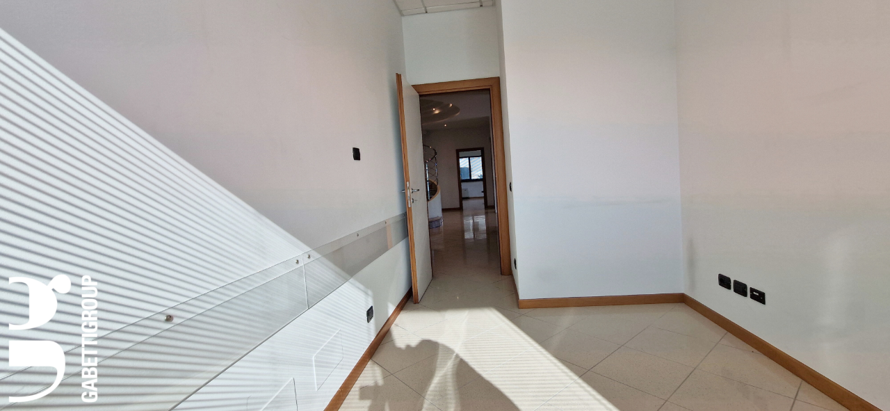 Complesso - Image 70