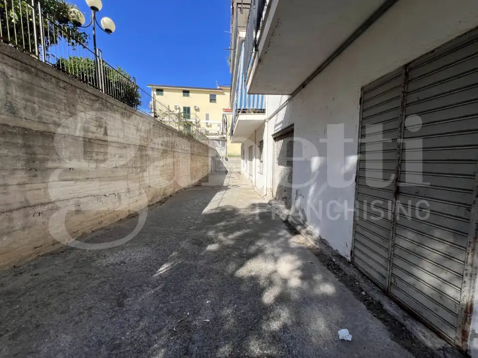 Magazzino - Image 15