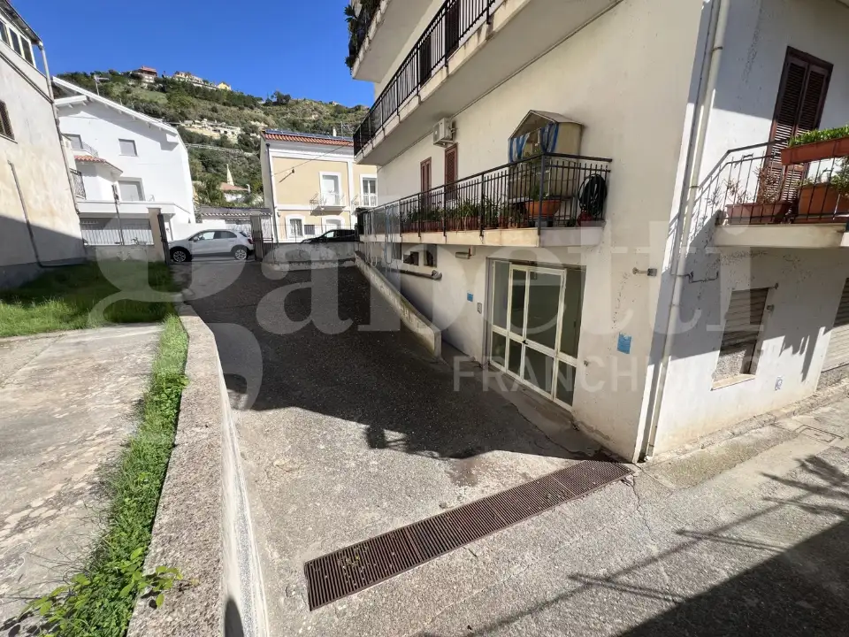 Magazzino - Image 10