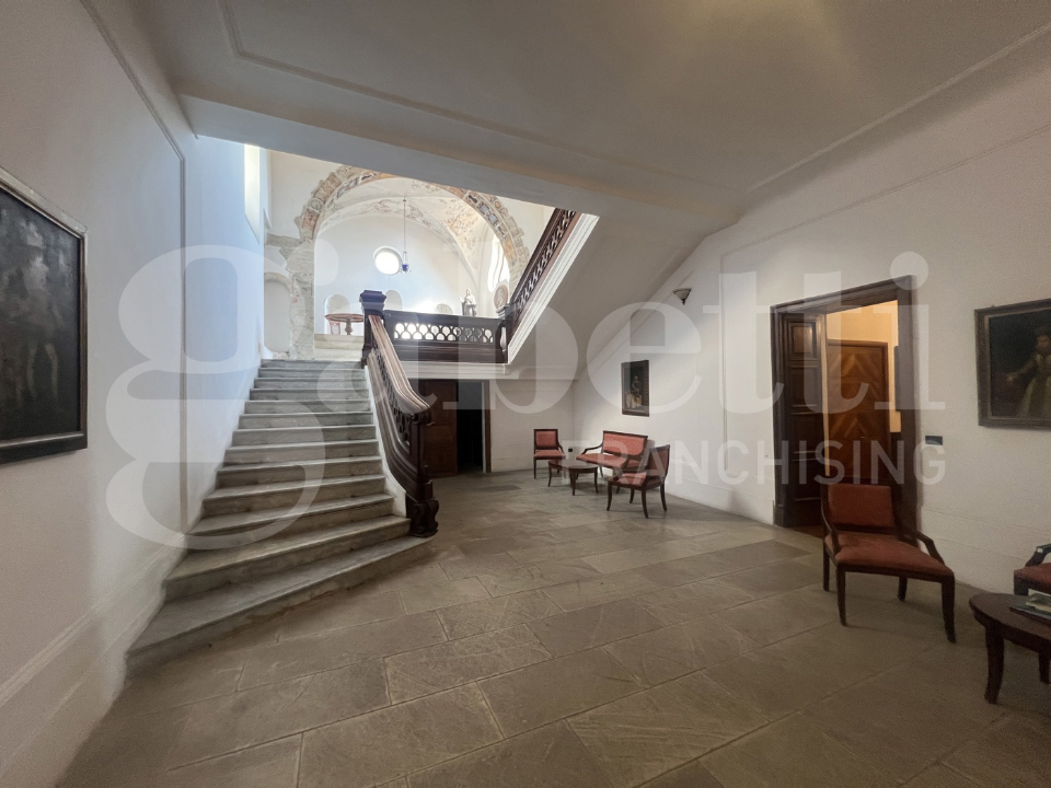 Villa - Image 7