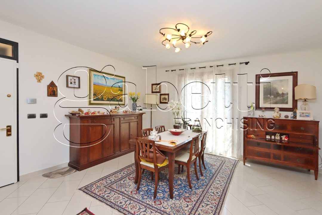 Villa - Image 8