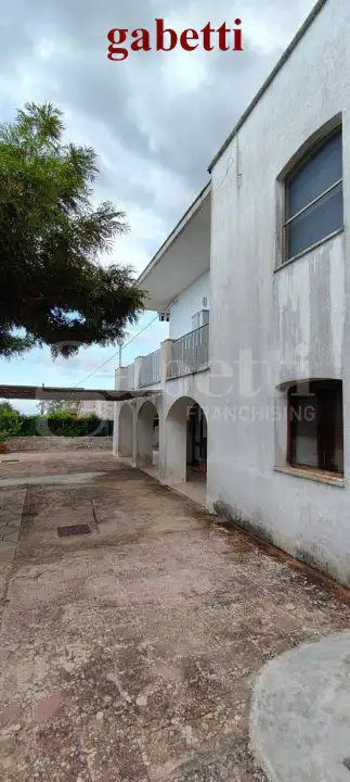 Villa - Image 7
