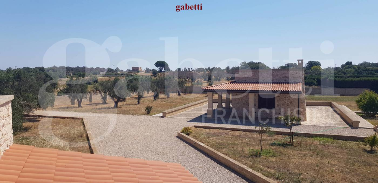 Villa - Image 32