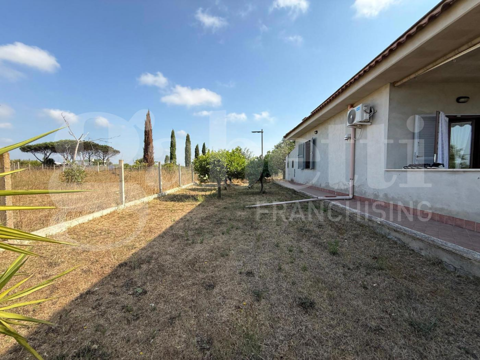 Villa - Image 16