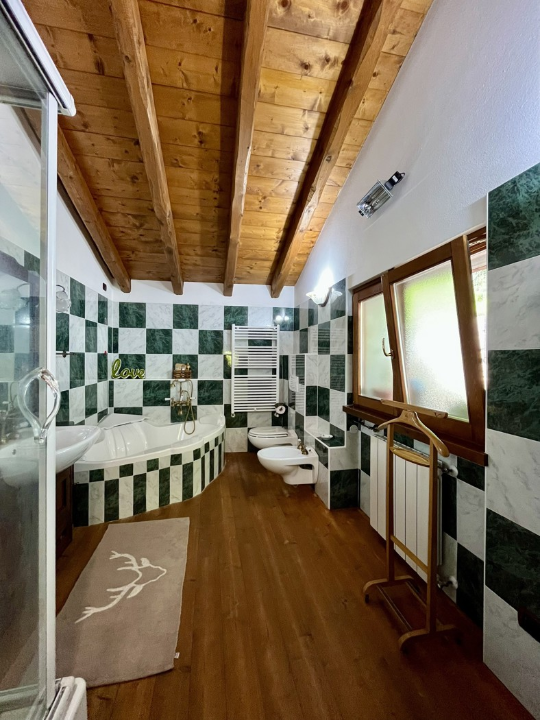 Villa - Image 32