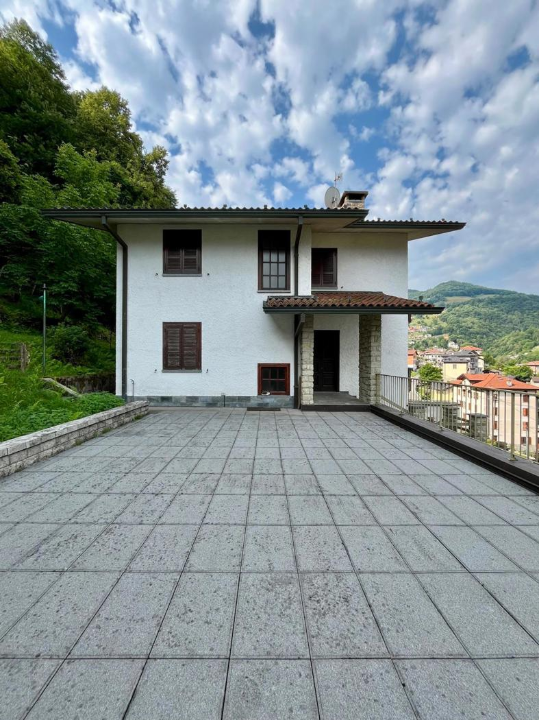 Villa - Image 4