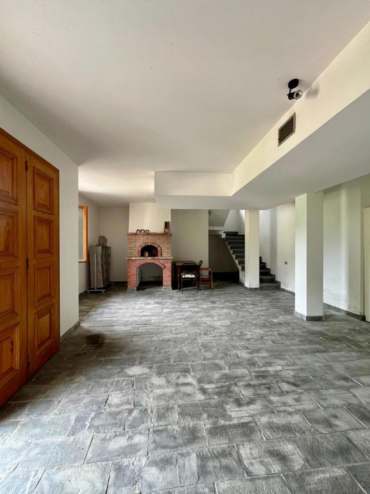 Villa - Image 18