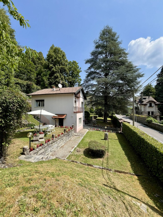 Villa - Image 1