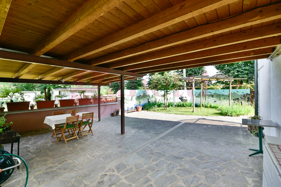 Villa - Image 11