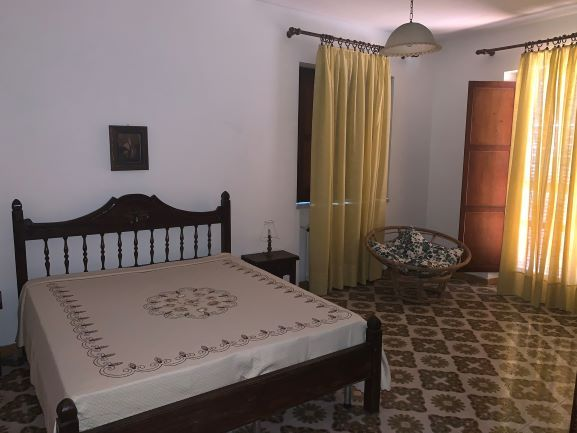 Villa - Image 2