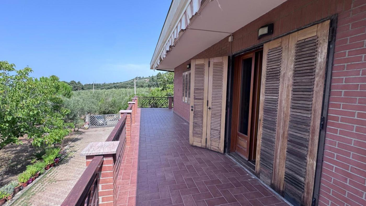 Villa - Image 18