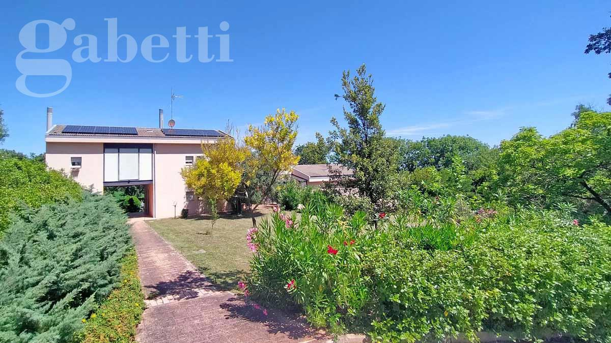 Villa - Image 8