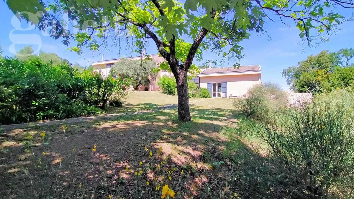 Villa - Image 6