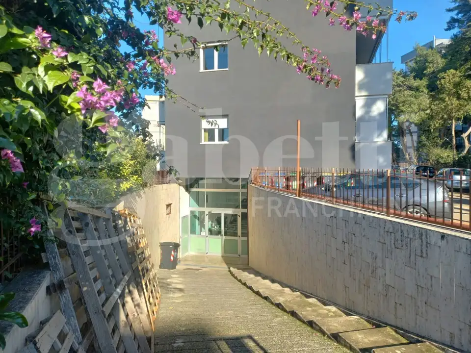 Laboratorio - Image 1