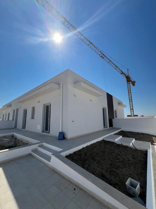 Villa - Image 1