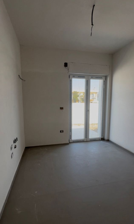Villa - Image 3