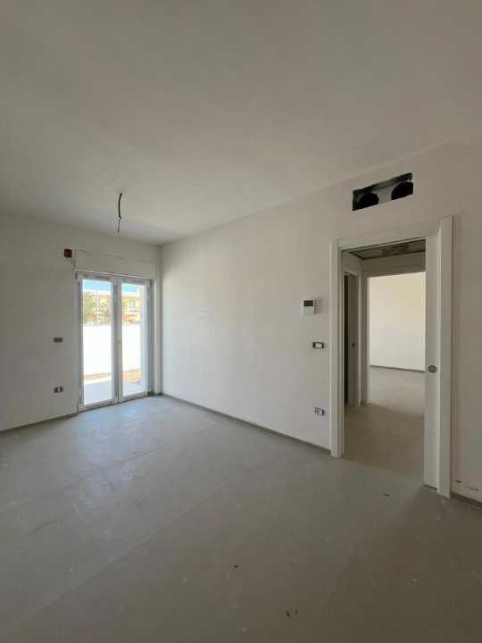 Villa - Image 2