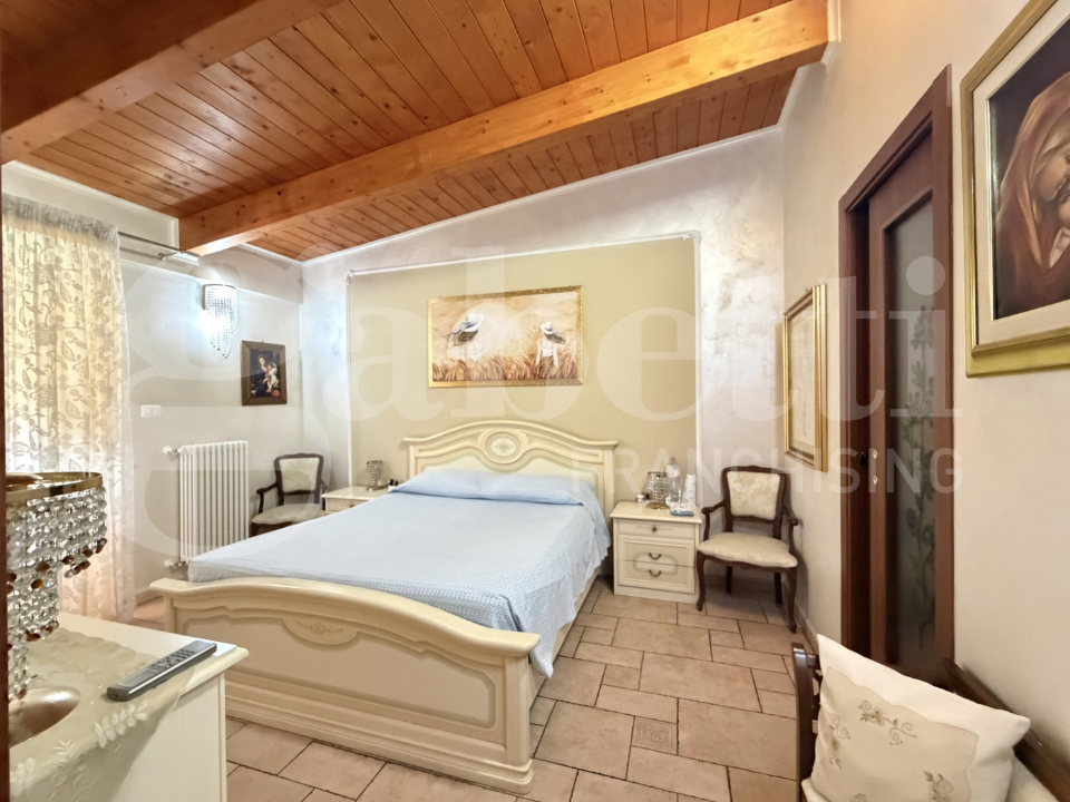 Villa - Image 33