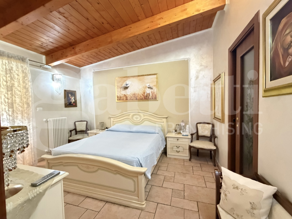 Villa - Image 34