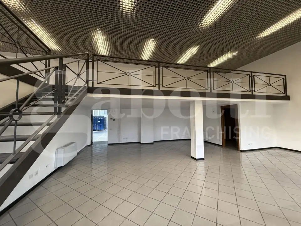 Capannone - Image 11