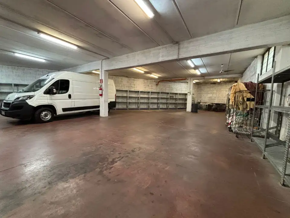 Magazzino - Image 15