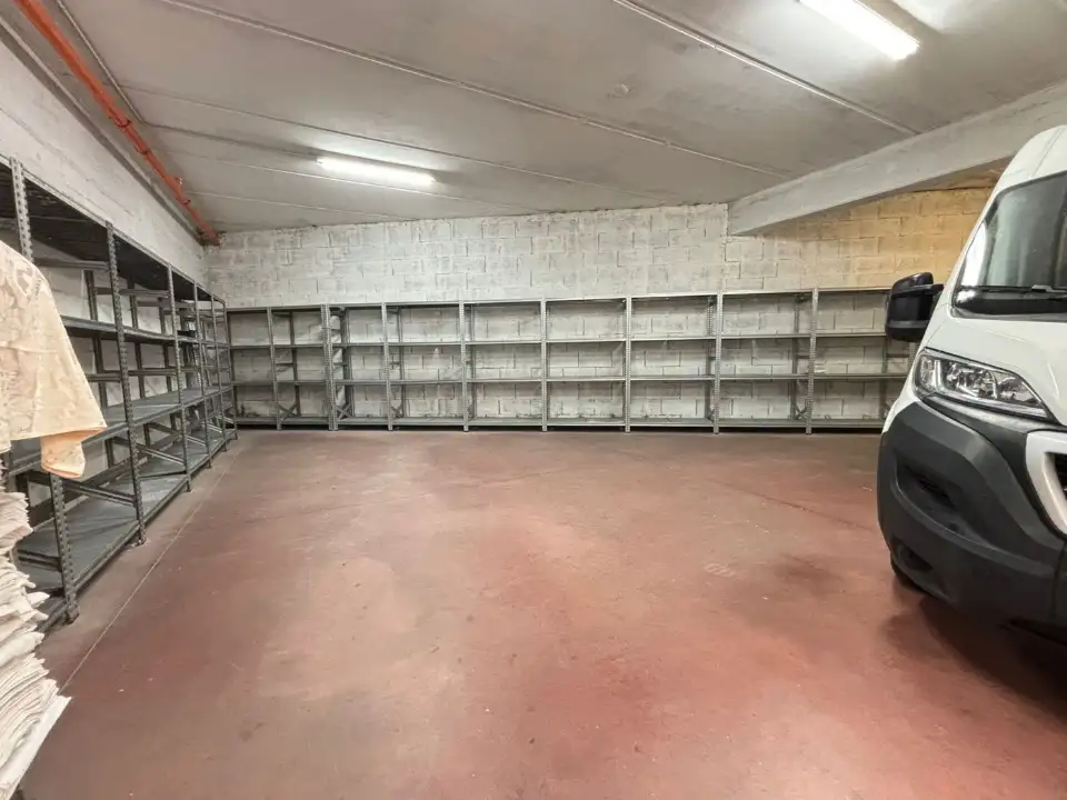 Magazzino - Image 13