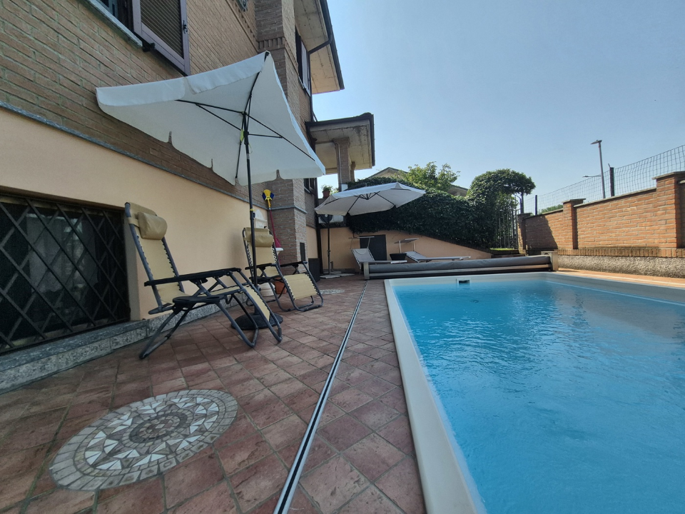 Villa - Image 4
