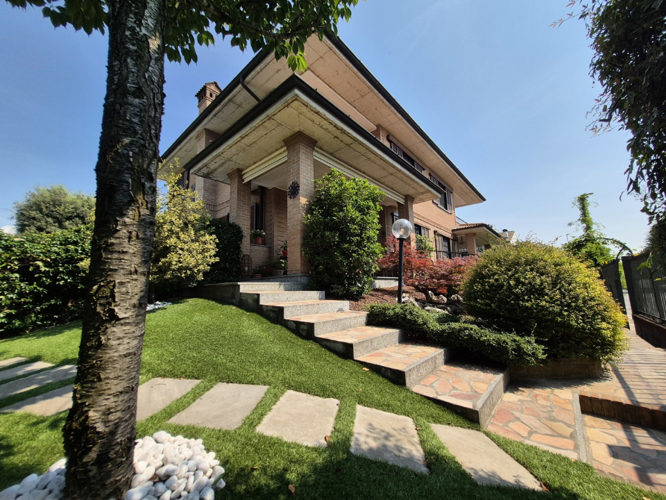 Villa - Image 7