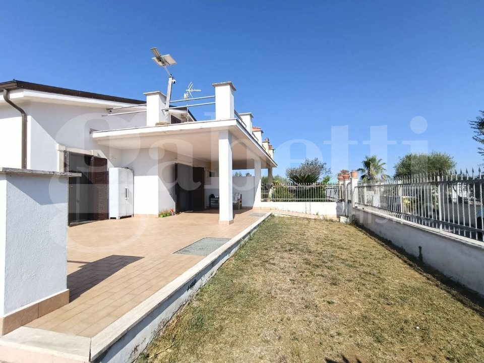 Villa - Image 5