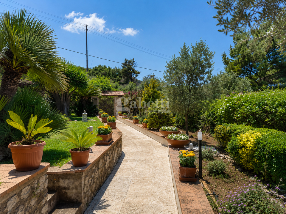 Villa - Image 4