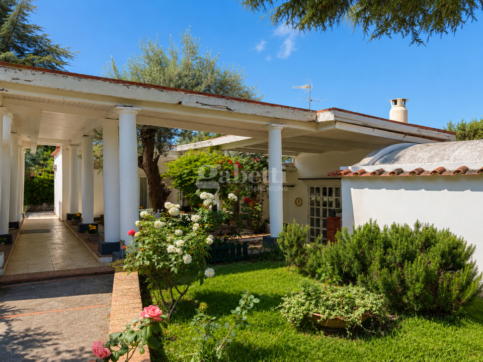Villa - Image 25