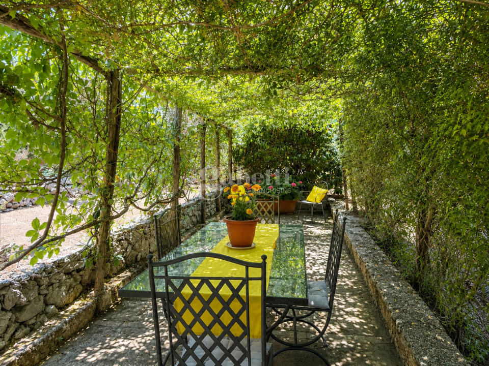Villa - Image 5