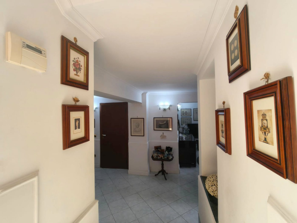 Villa - Image 24