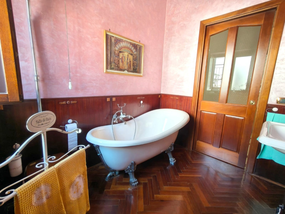 Villa - Image 34