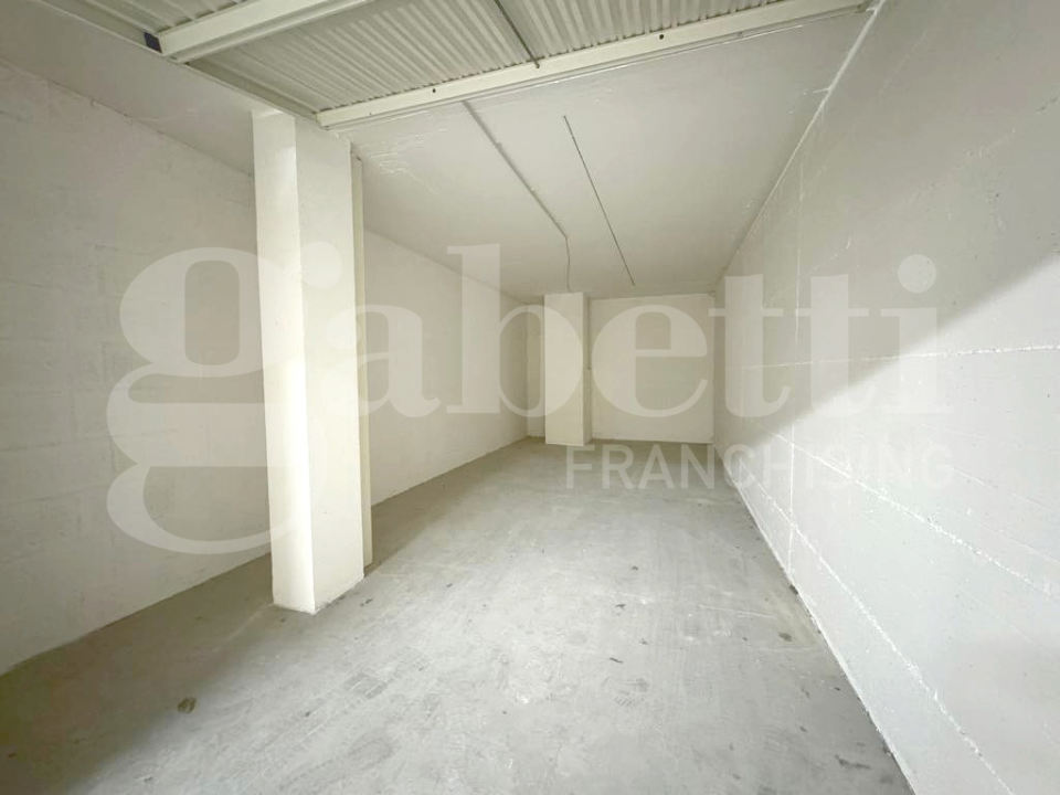 Box - Image 3