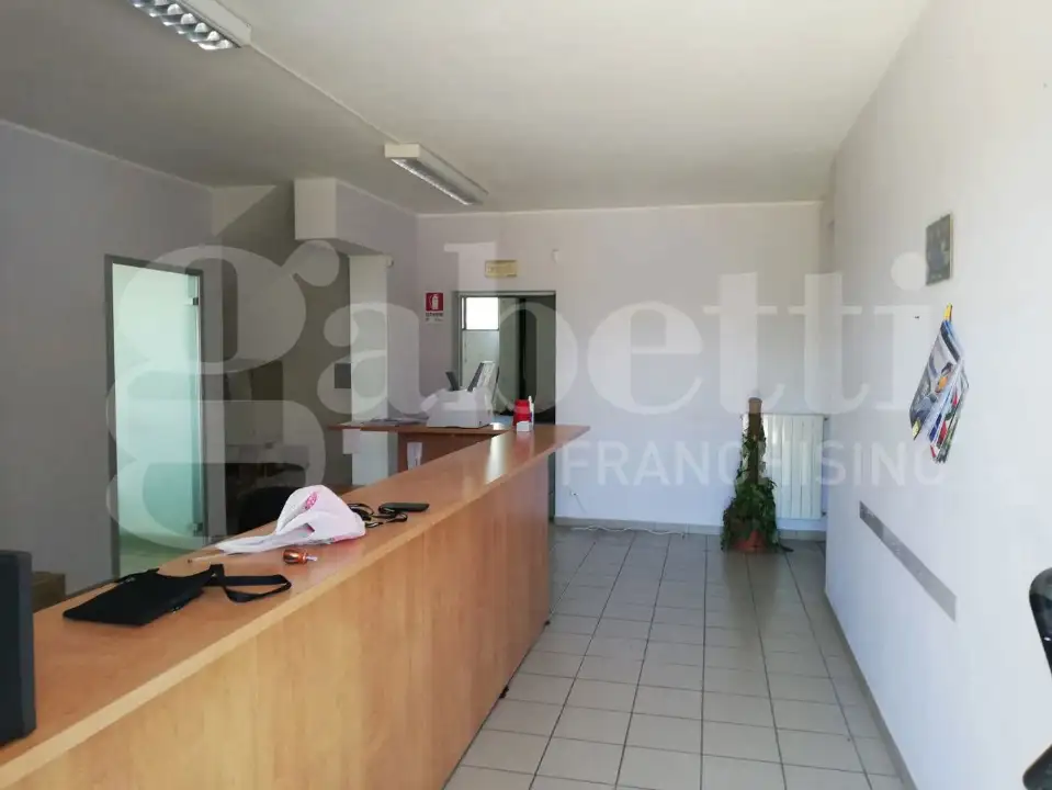 Capannone - Image 21