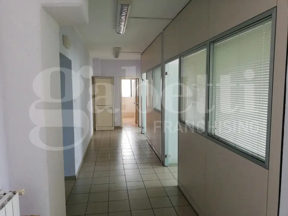 Capannone - Image 18