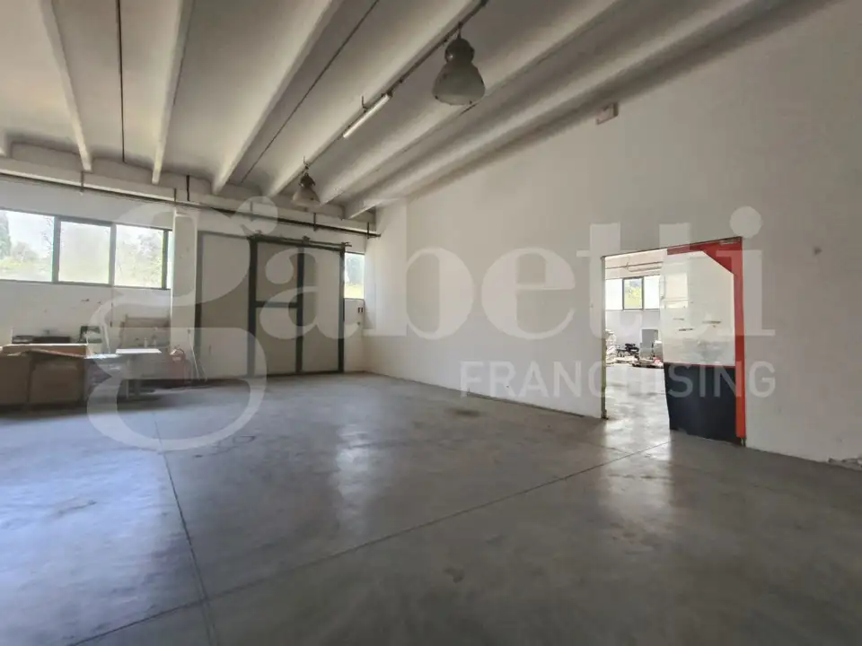 Capannone - Image 12