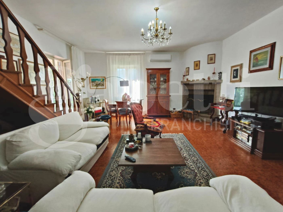 Villa - Image 15