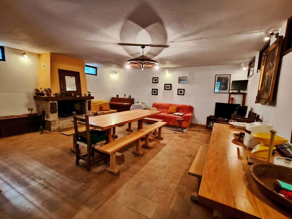 Villa - Image 32