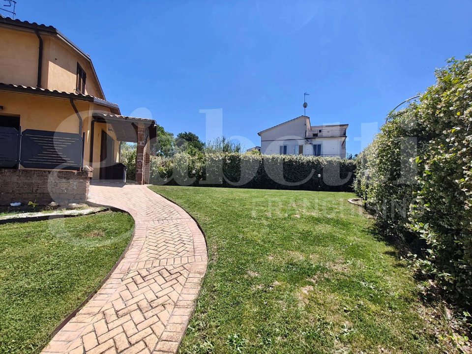 Villa - Image 5