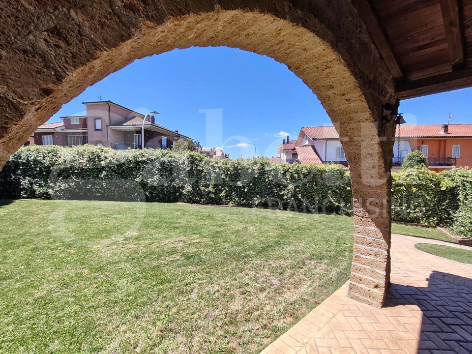 Villa - Image 10