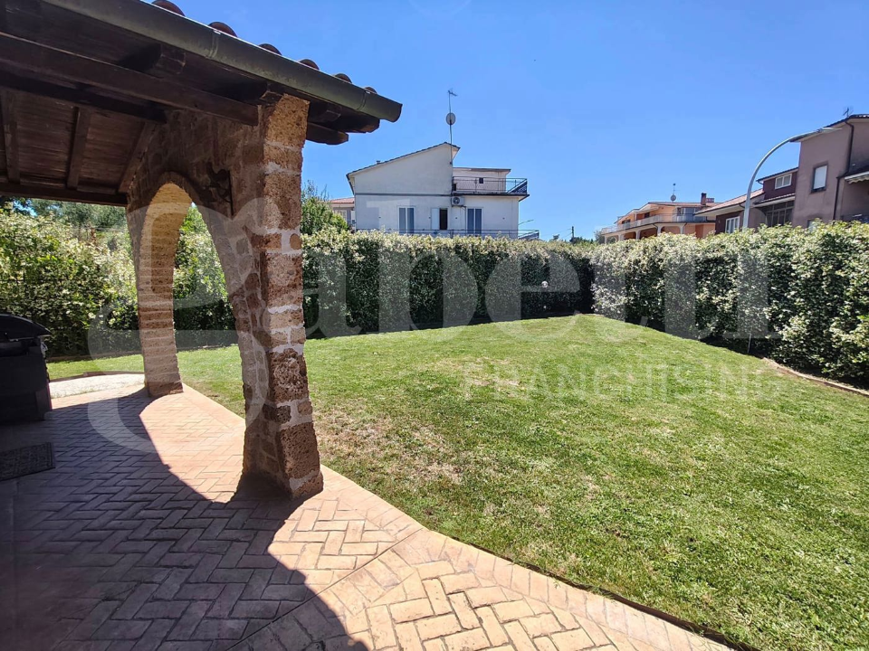 Villa - Image 9