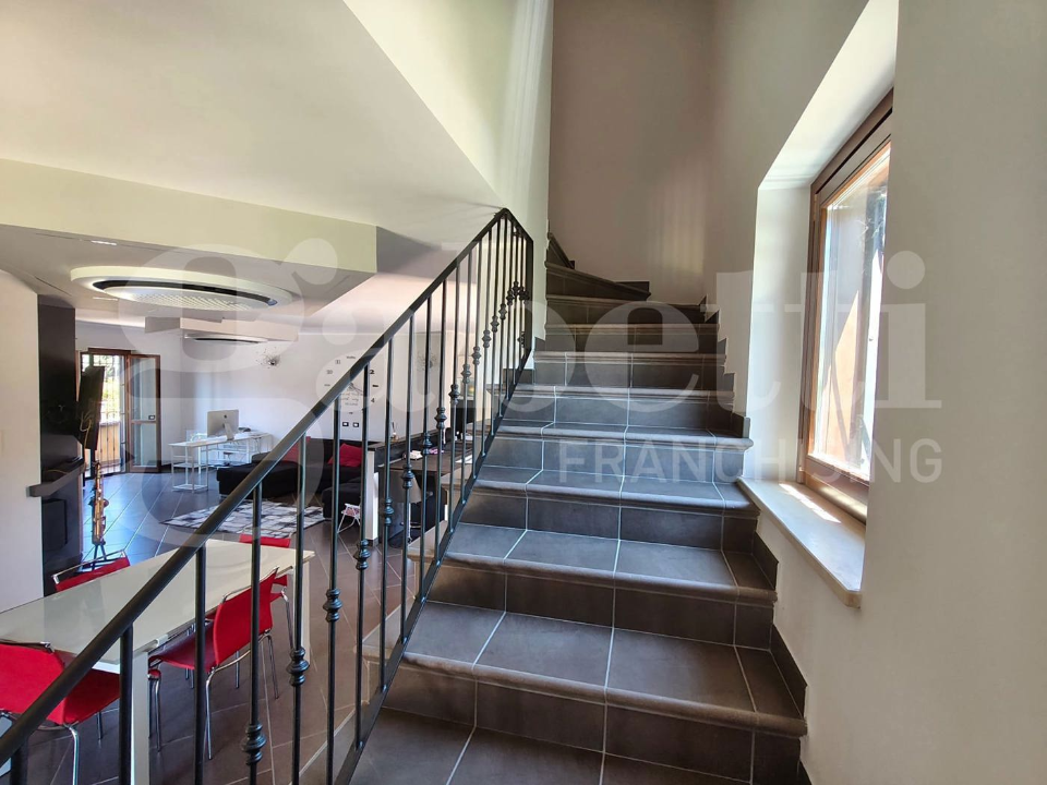 Villa - Image 32
