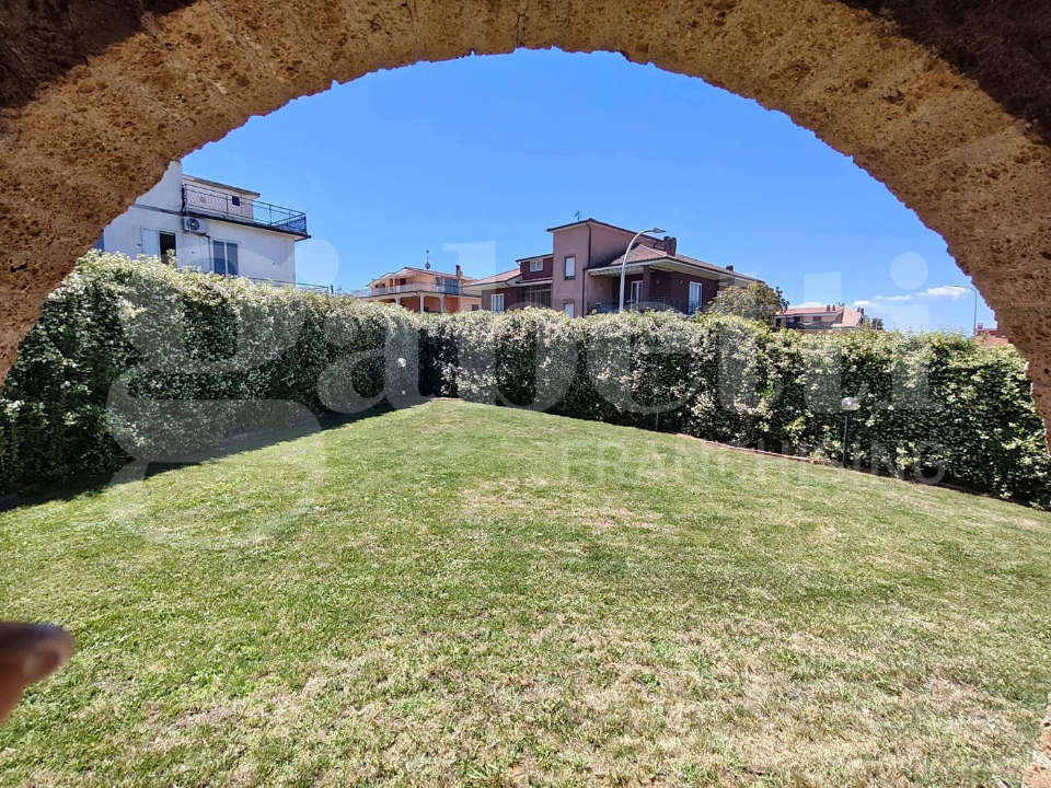 Villa - Image 8