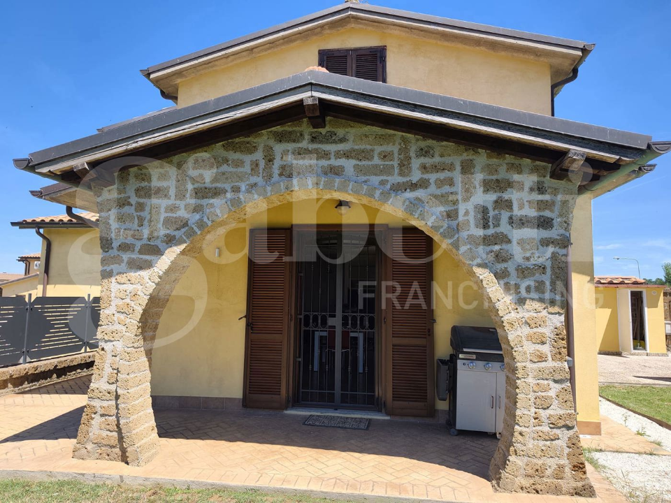 Villa - Image 11